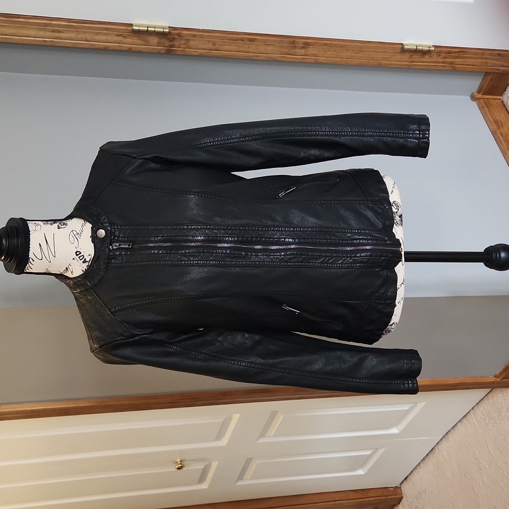 Valerie Stevens Black Moto Jacket, Small
